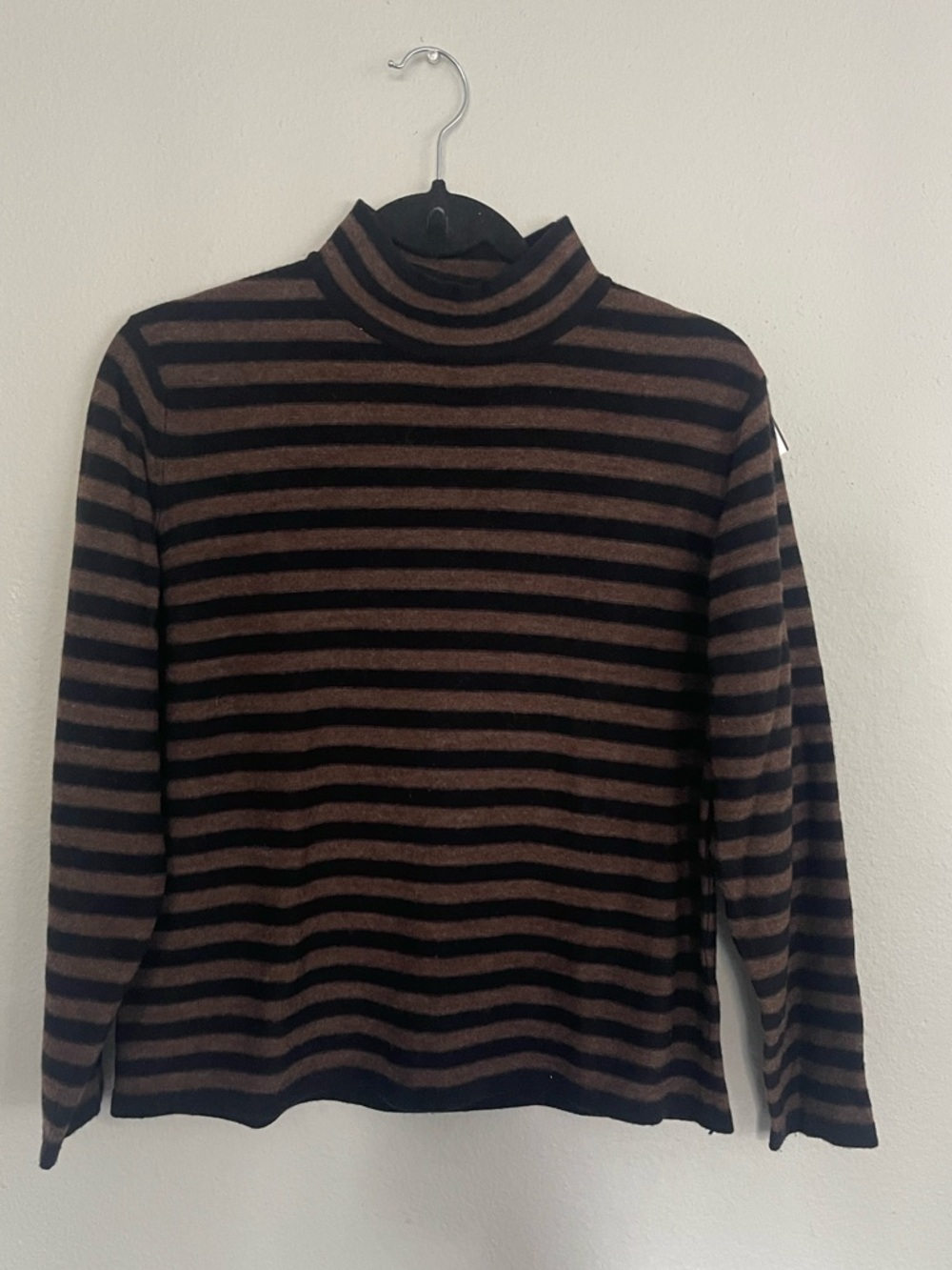 Valerie Stevens 100% merino wool women top medium - Picture 1 of 4